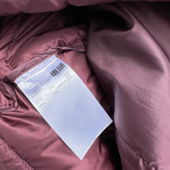 Uniqlo Ultralight Zip Front Quilted Nylon Jacket in Plum - Size L - Picture 6 of 7